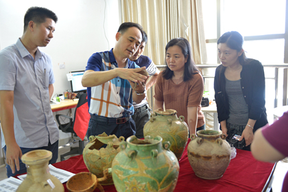 深圳博物館為我館免費(fèi)修復(fù)一批館藏文物