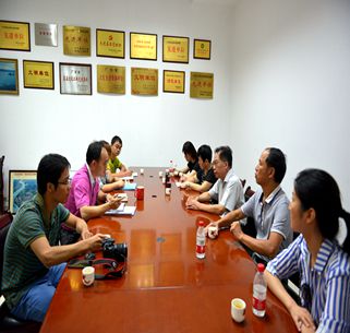 省人大教科文衛(wèi)委到我館開(kāi)展立法調(diào)研