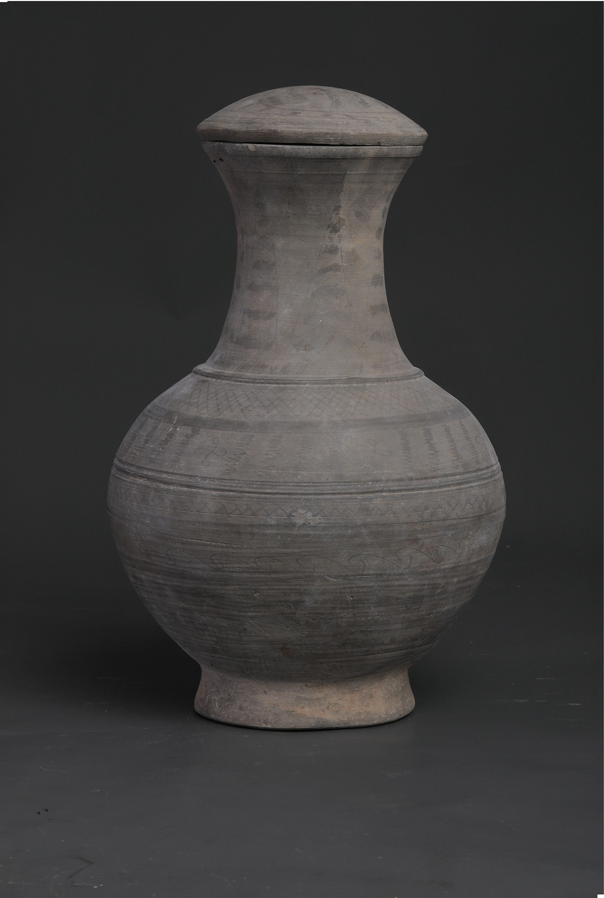 戰(zhàn)國(guó)灰陶帶蓋壺